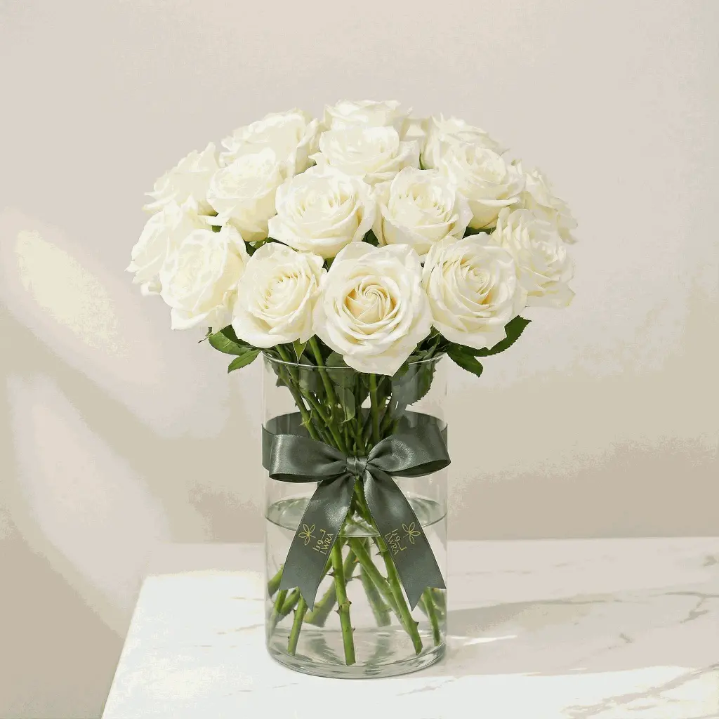 white_rose1.webp